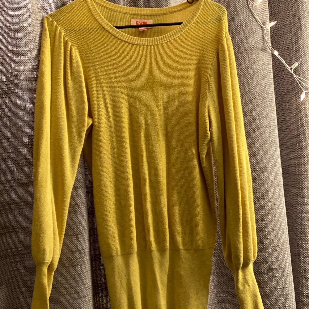 Yellow top
